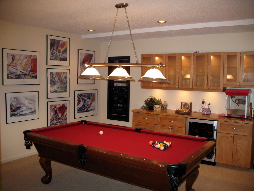 area around pool table